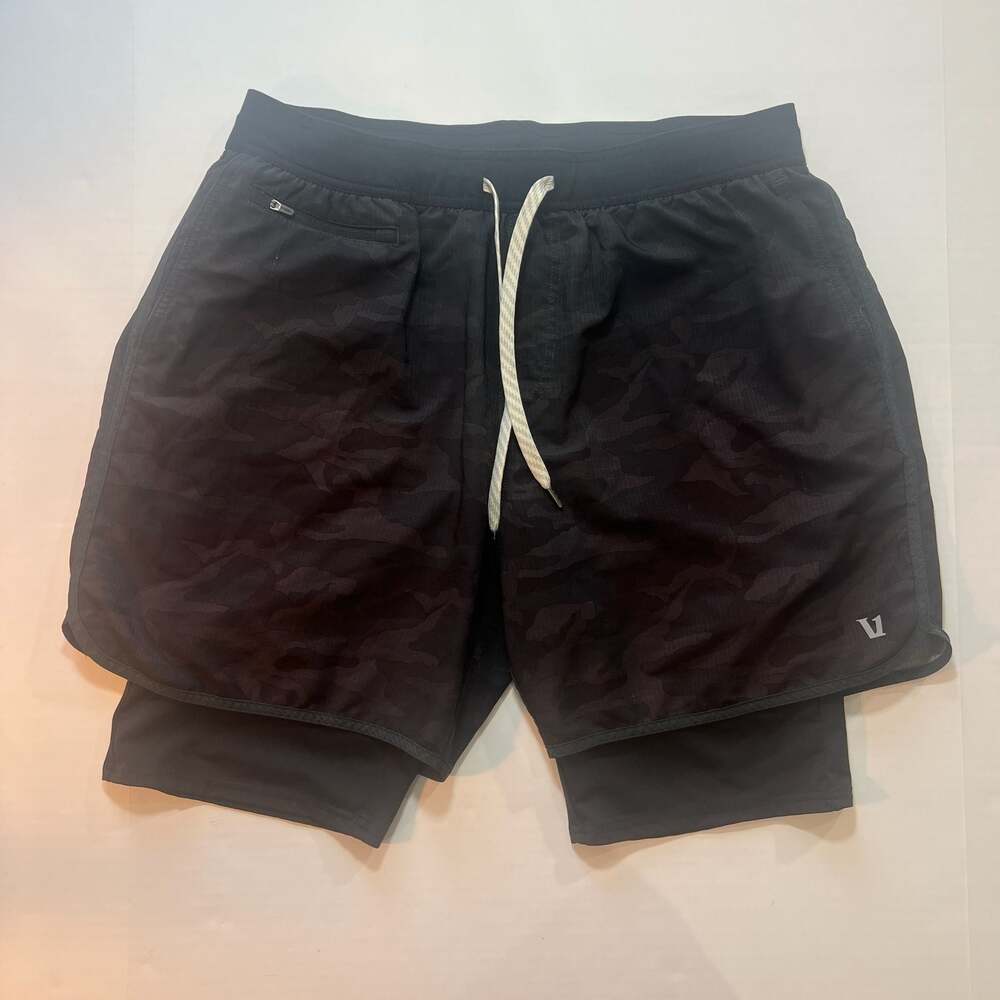 Vuori Stockton Performance Athletic Lined Shorts Black Camo size Large